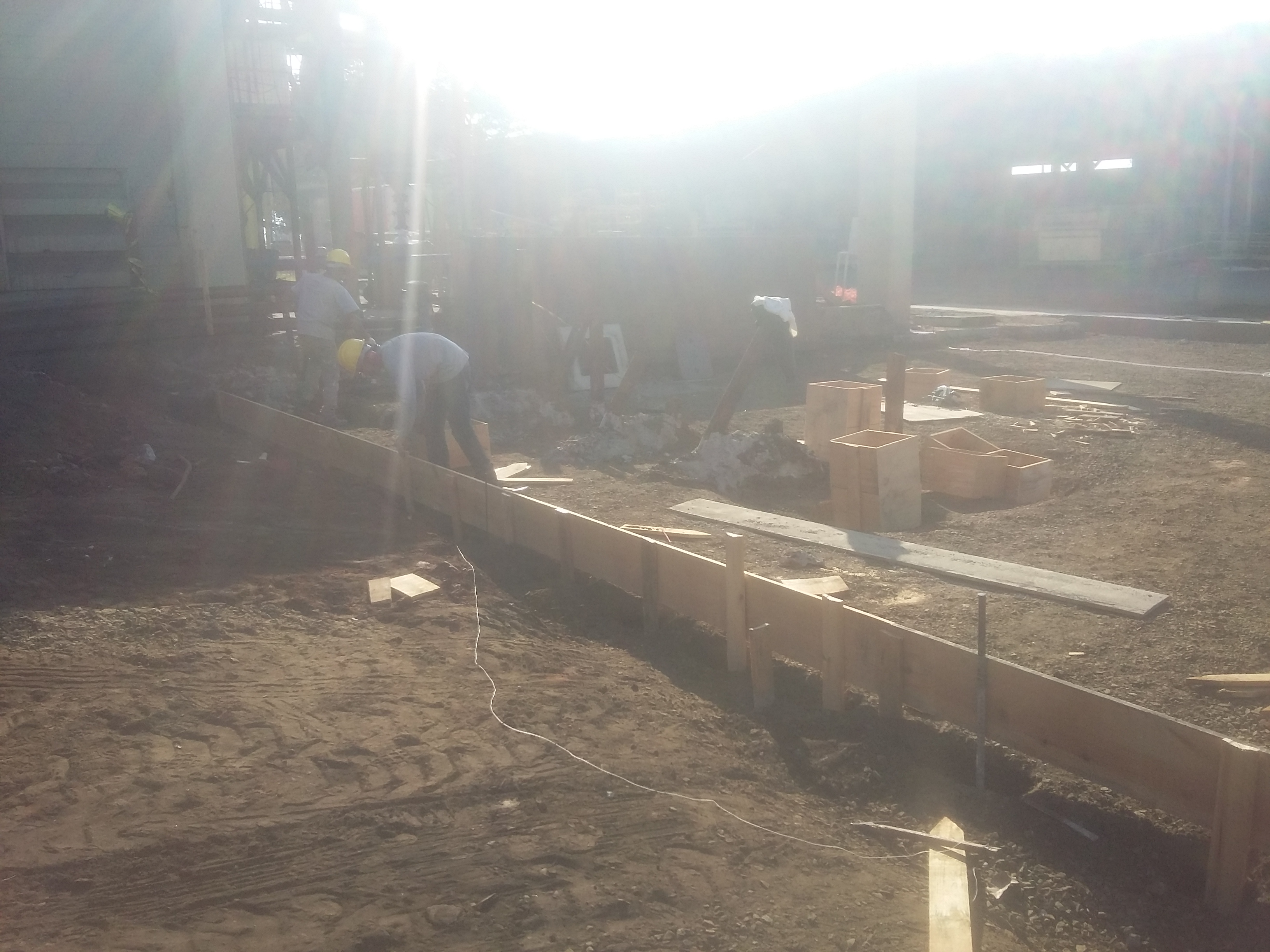 PISO INDUSTRIAL E REFORMA DE QUEBRADOR DE SUCATA - foto 13