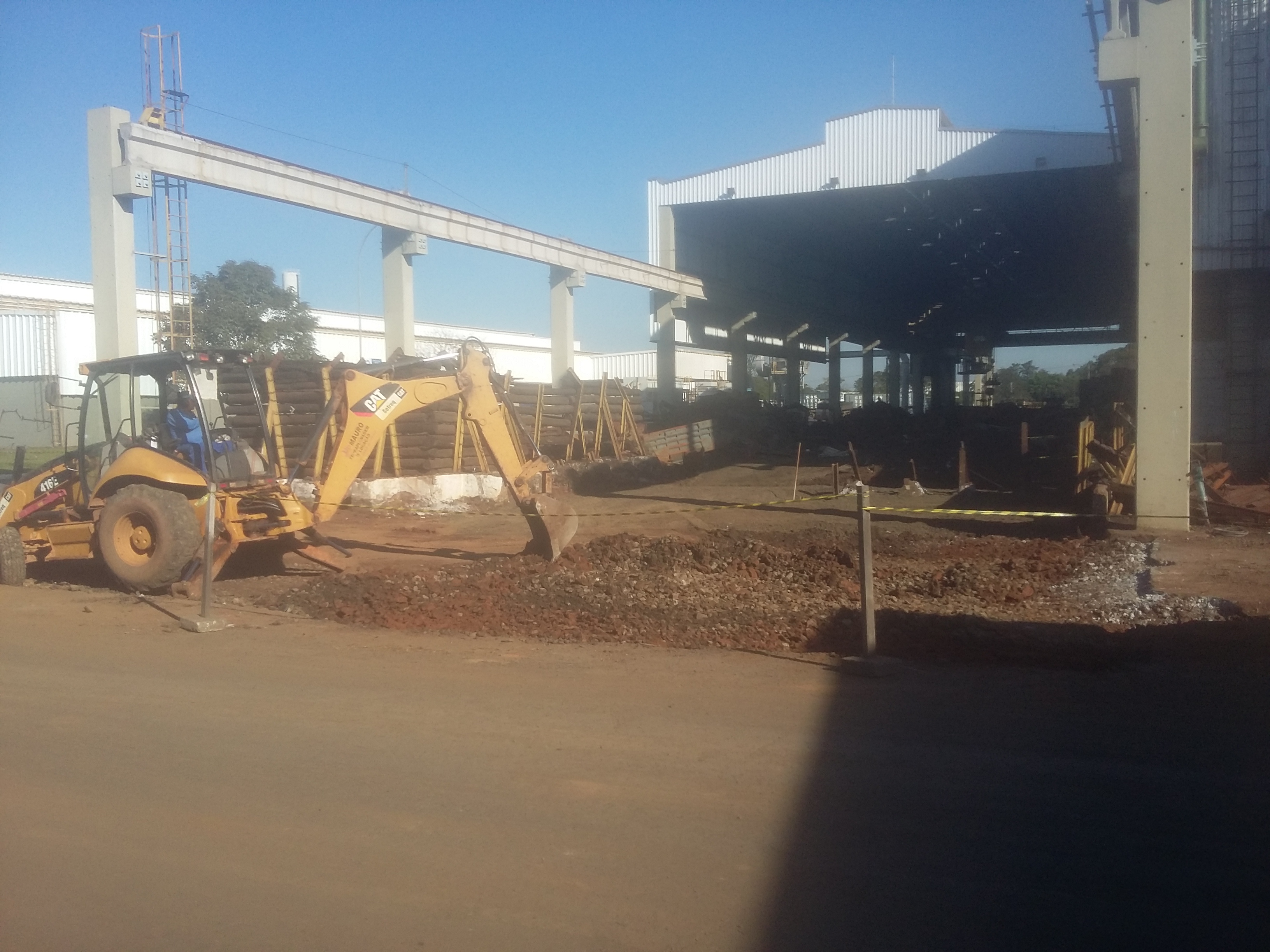 PISO INDUSTRIAL E REFORMA DE QUEBRADOR DE SUCATA - foto 4