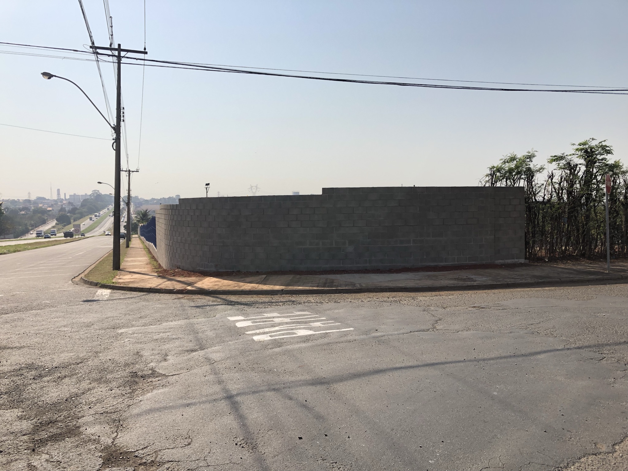 CONSTRUÇÃO DE MURO - foto 6