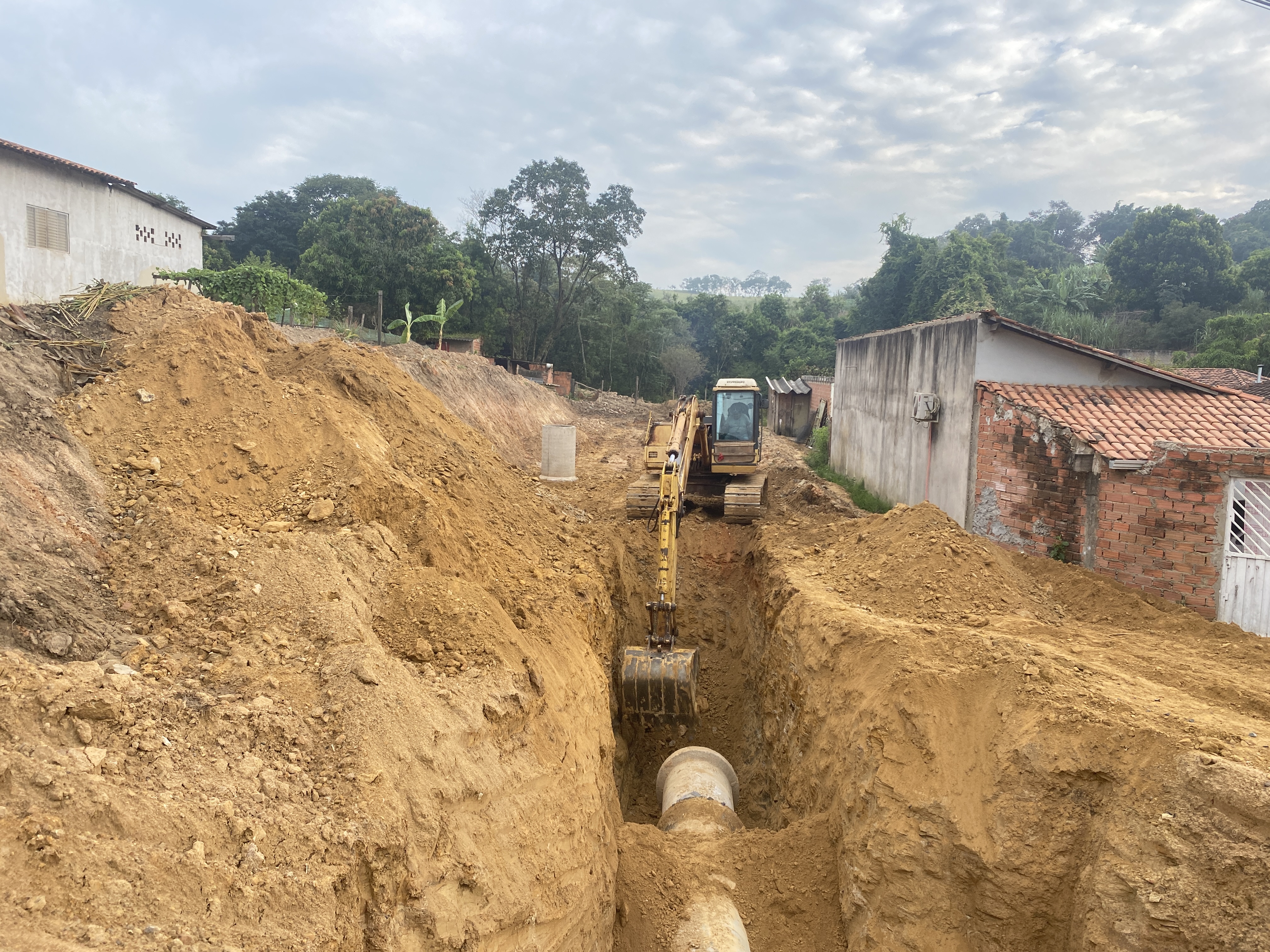 REDE DE ÁGUA PLUVIAL - CRUZEIRO DO SUL - foto 7