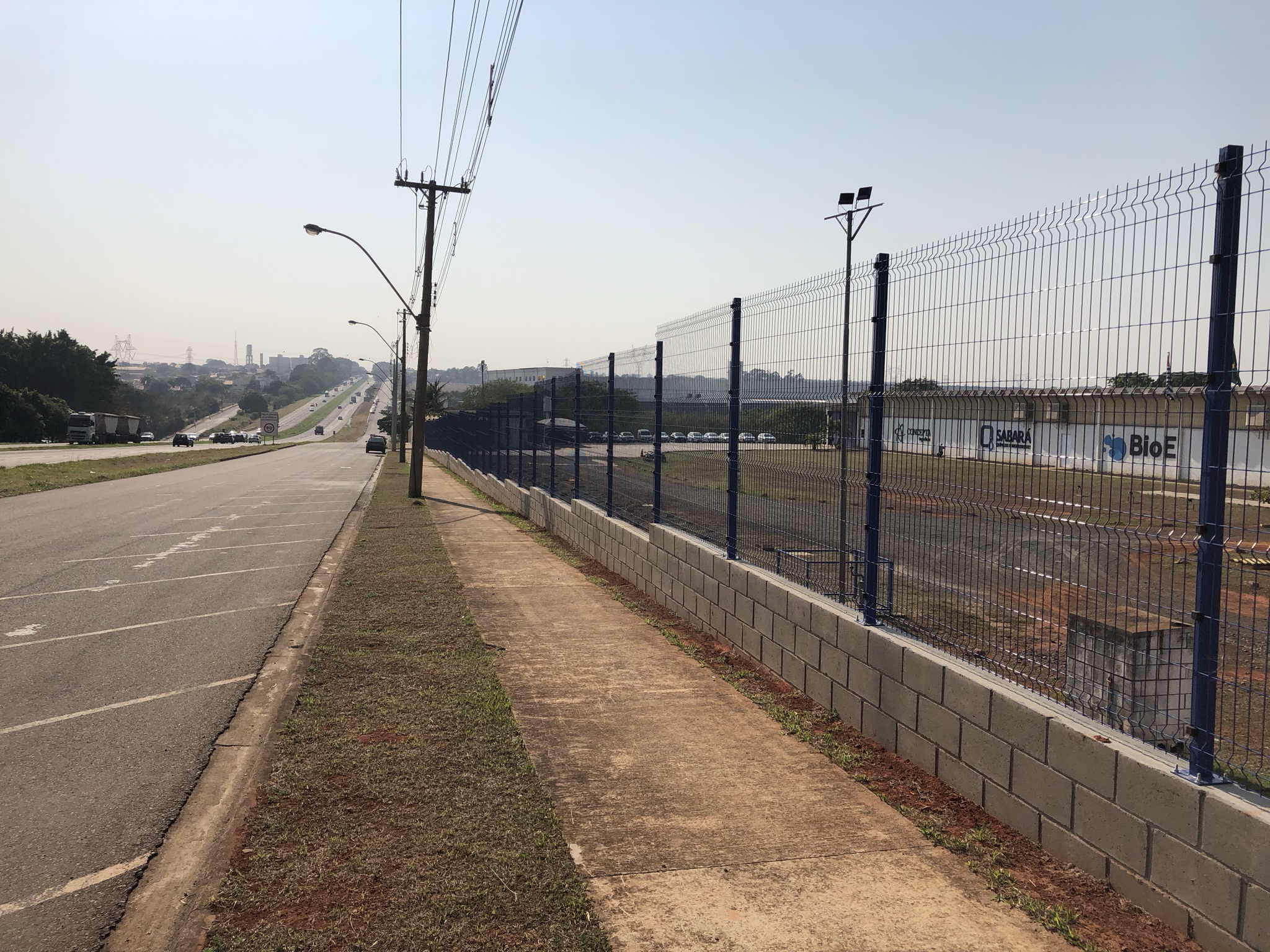 CONSTRUÇÃO DE MURO - foto 8