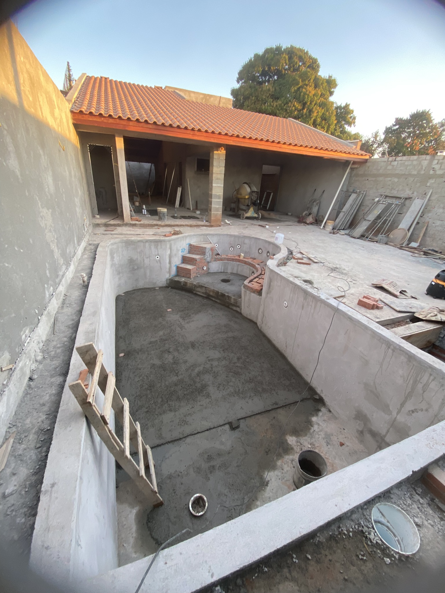 CONSTRUÇÃO DE PISCINA - foto 23