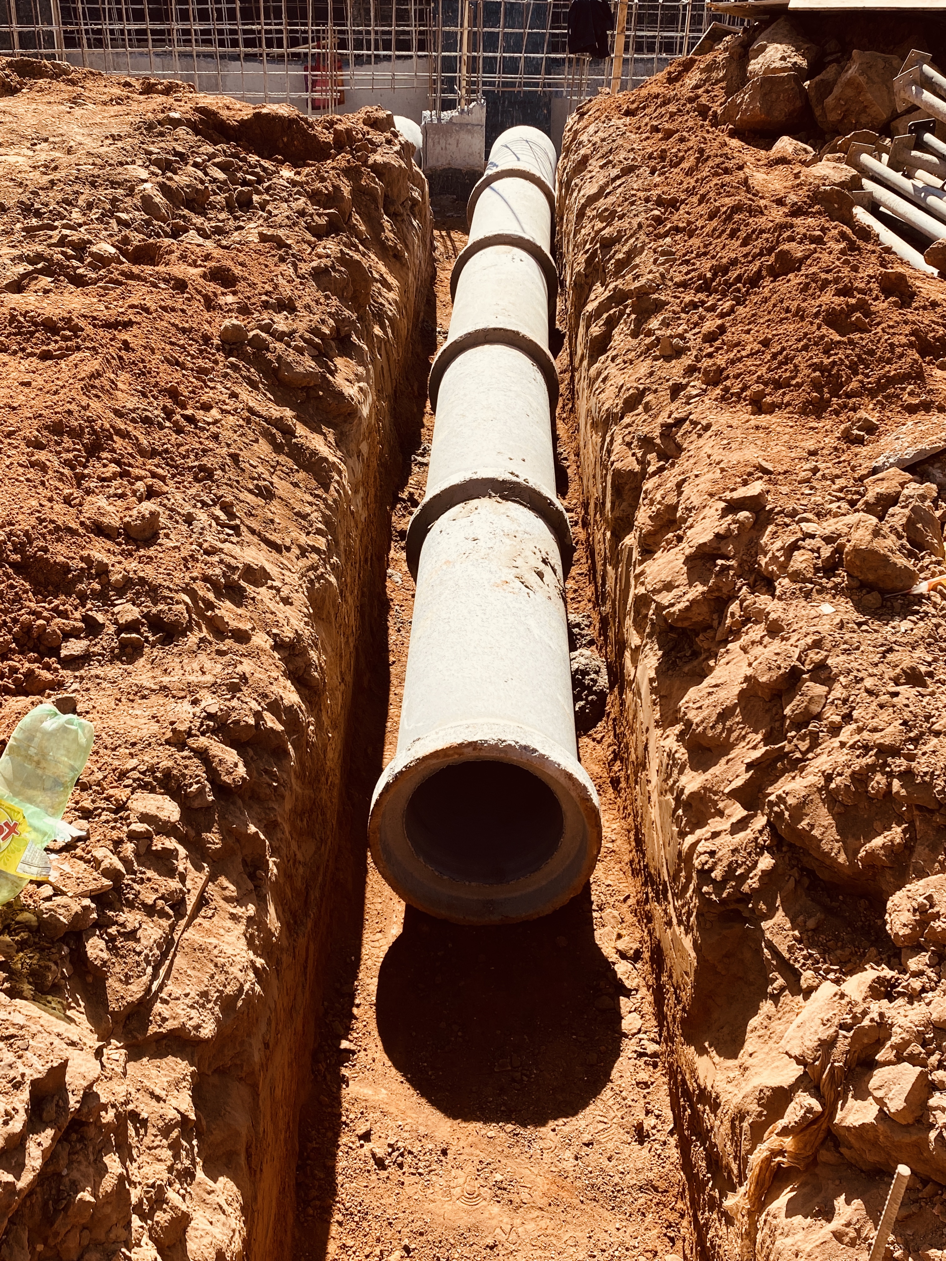 EXECUÇÃO DE GALERIA DE ÁGUAS PLUVIAIS - foto 3