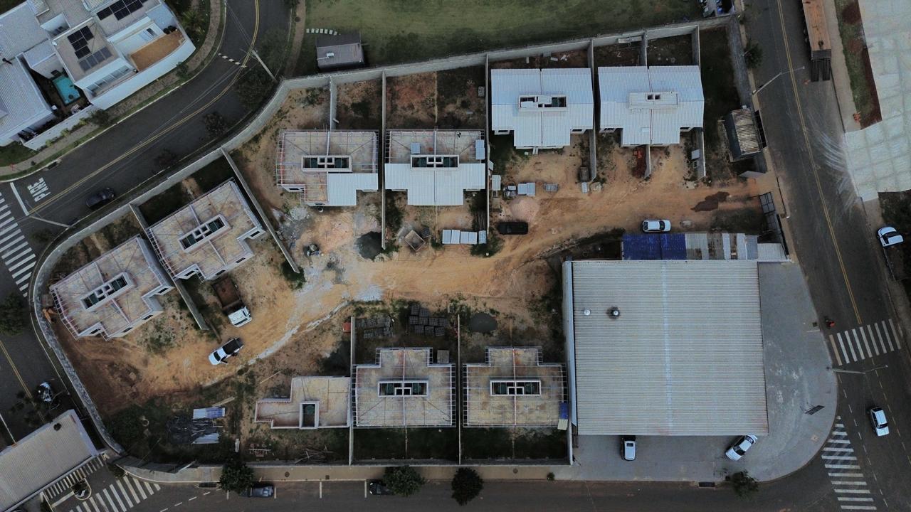 CONDOMÍNIO COM 17 CASAS - EM ANDAMENTO - foto 12