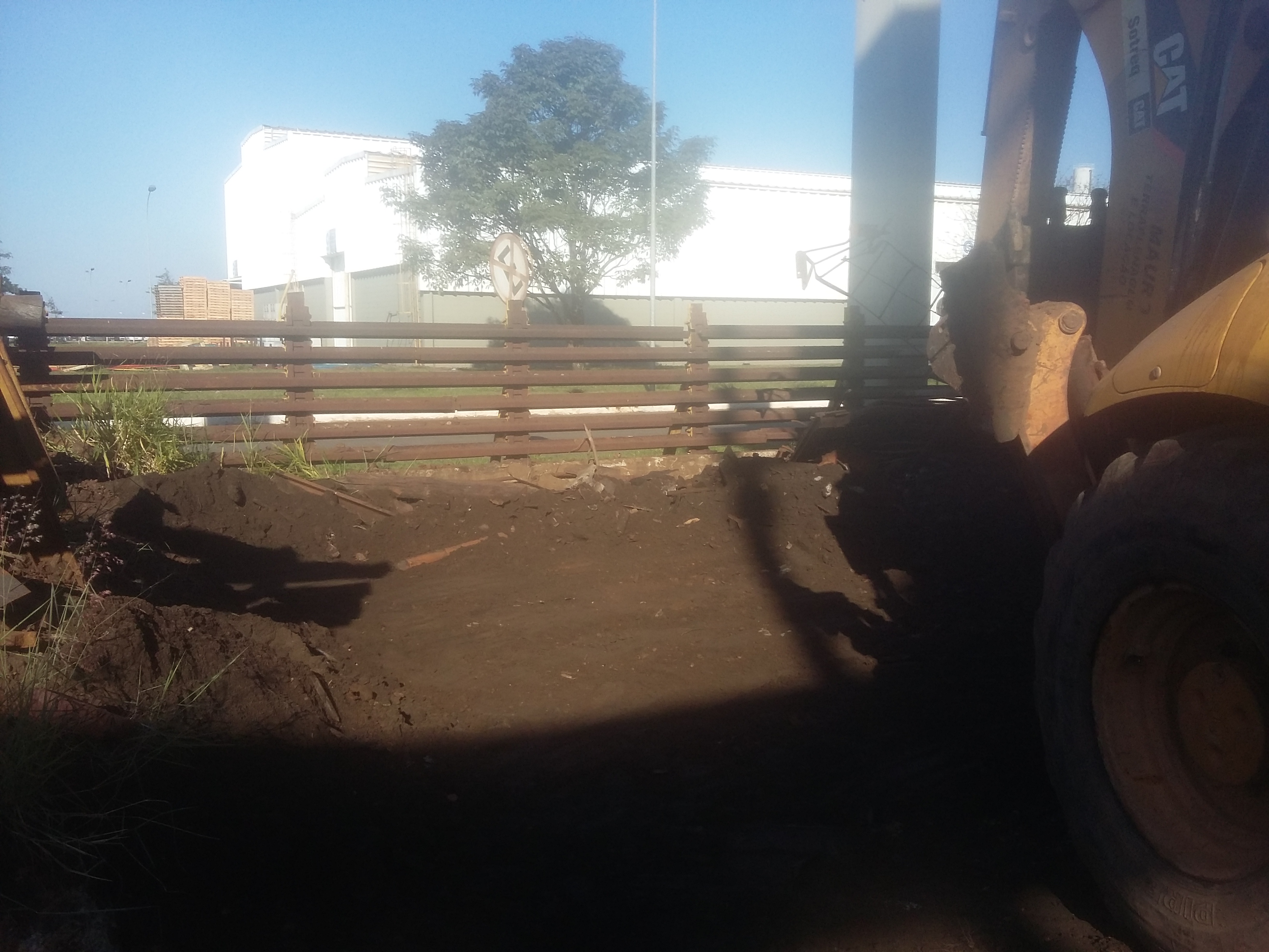 PISO INDUSTRIAL E REFORMA DE QUEBRADOR DE SUCATA - foto 7