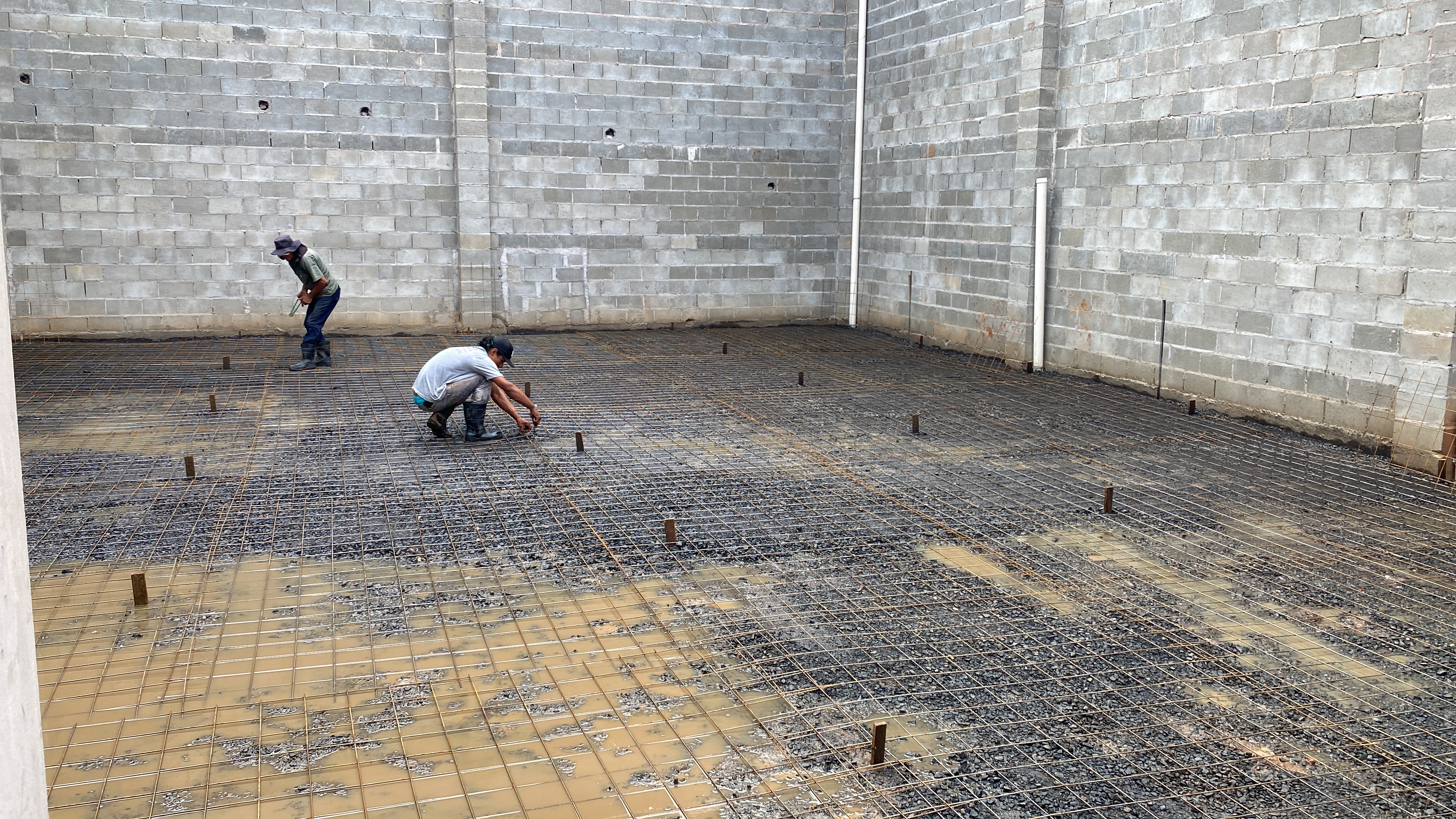 CONSTRUÇÃO DE SALÃO COMERCIAL - foto 2
