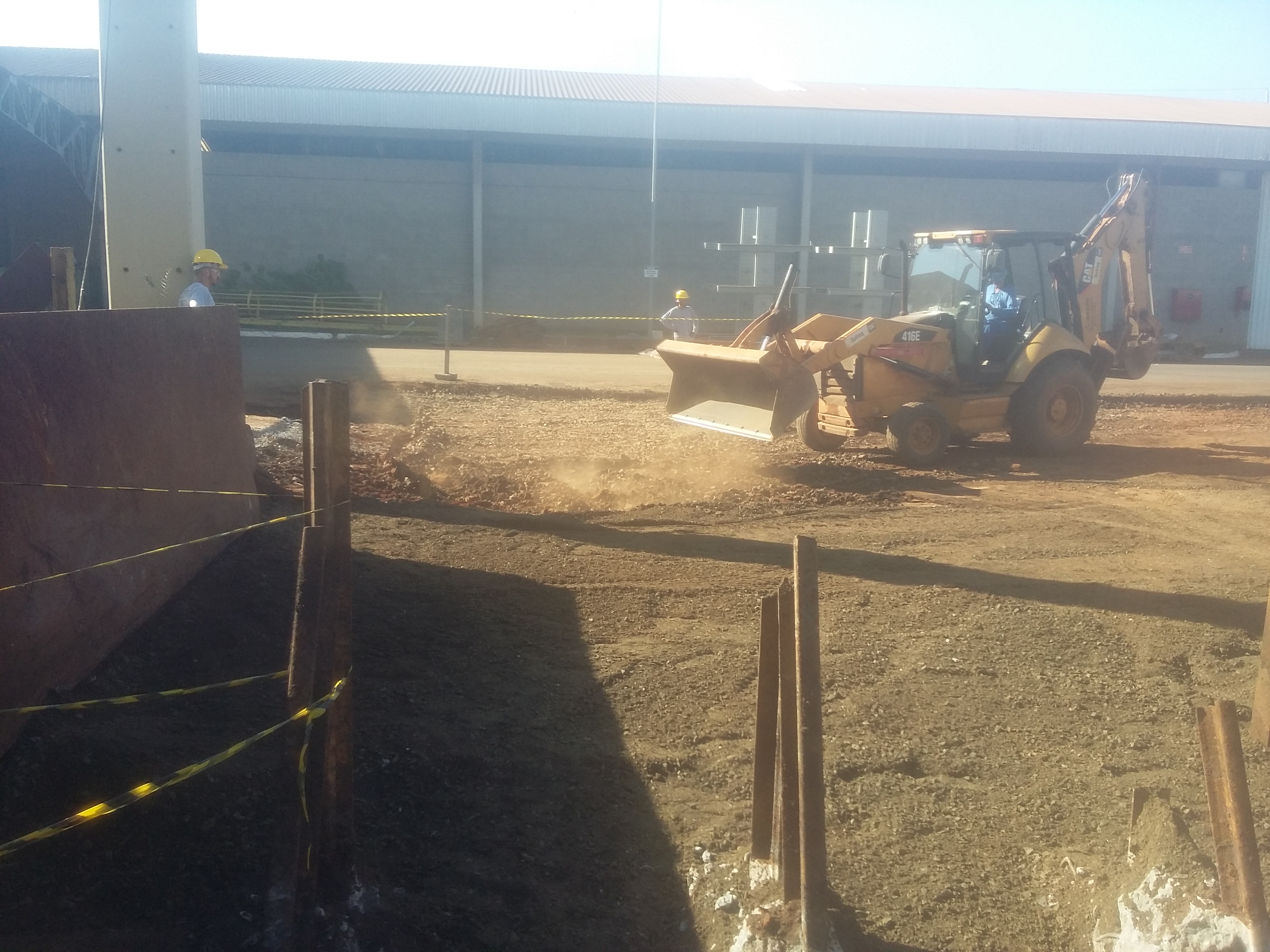 PISO INDUSTRIAL E REFORMA DE QUEBRADOR DE SUCATA - foto 2