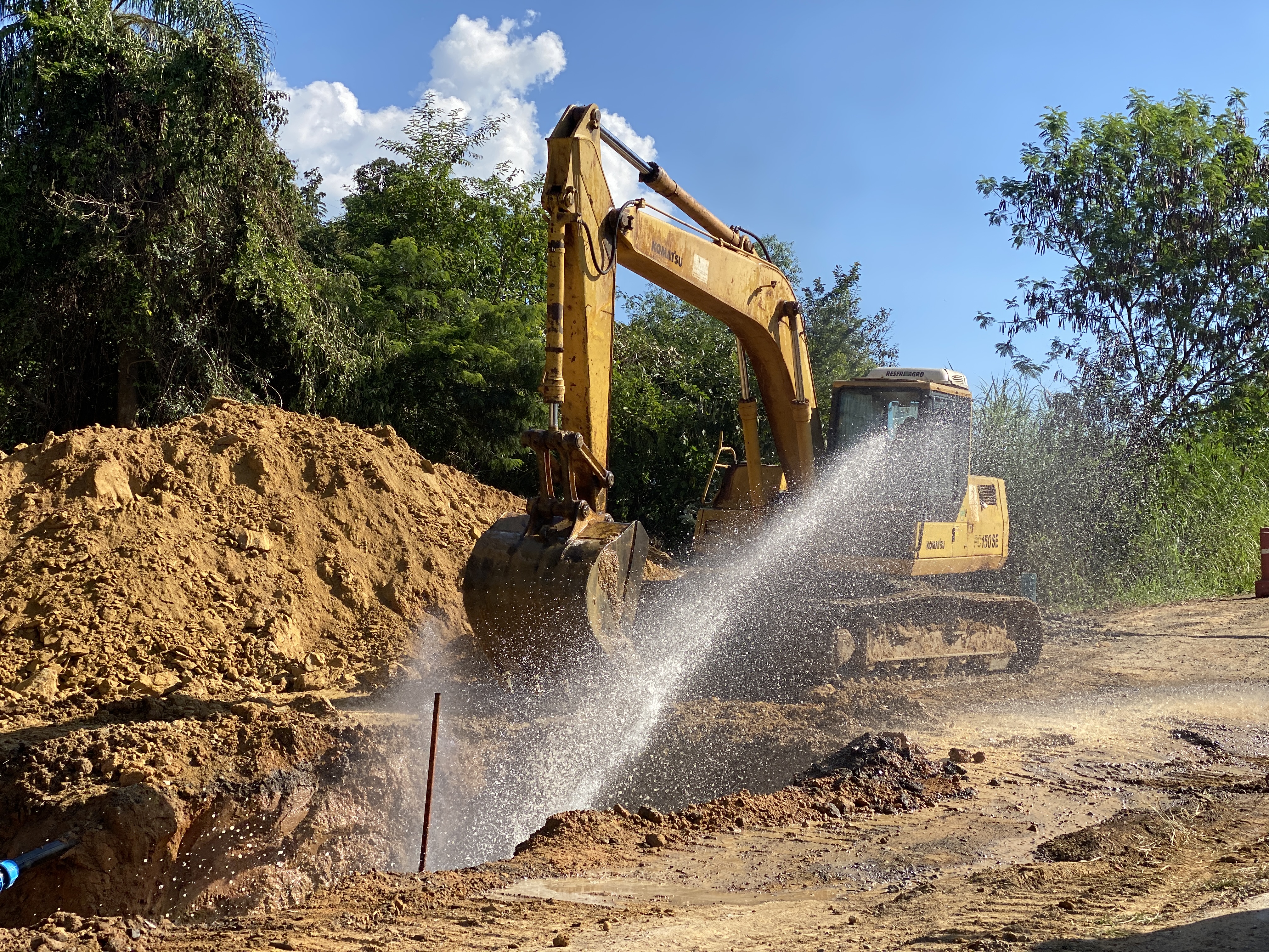 REDE DE ÁGUA PLUVIAL - CRUZEIRO DO SUL - foto 1
